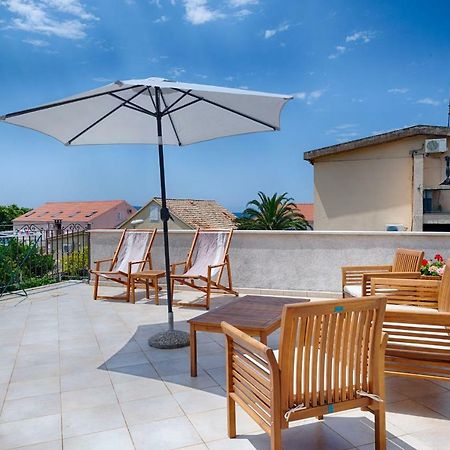 Apartments Kastelani Komiža Kültér fotó