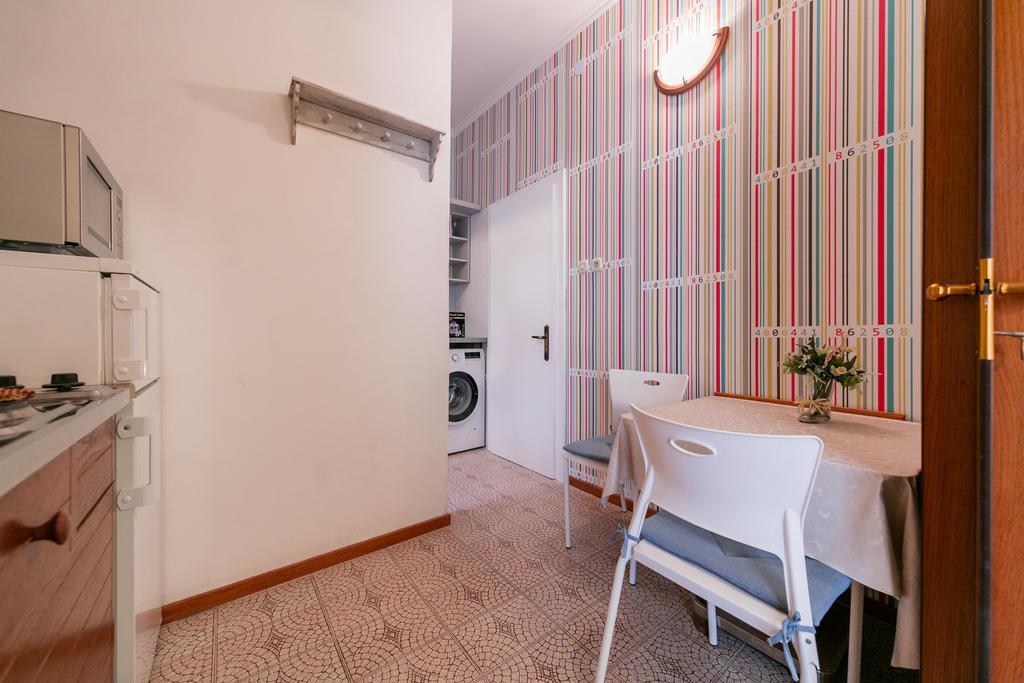 Apartments Kastelani Komiža Kültér fotó