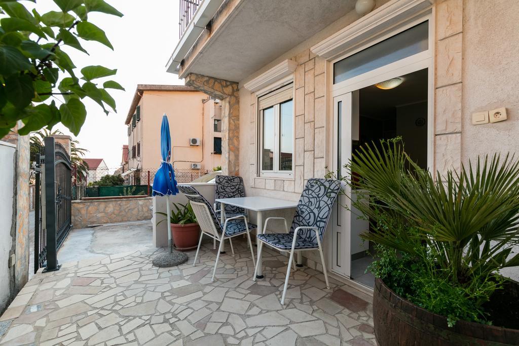 Apartments Kastelani Komiža Kültér fotó