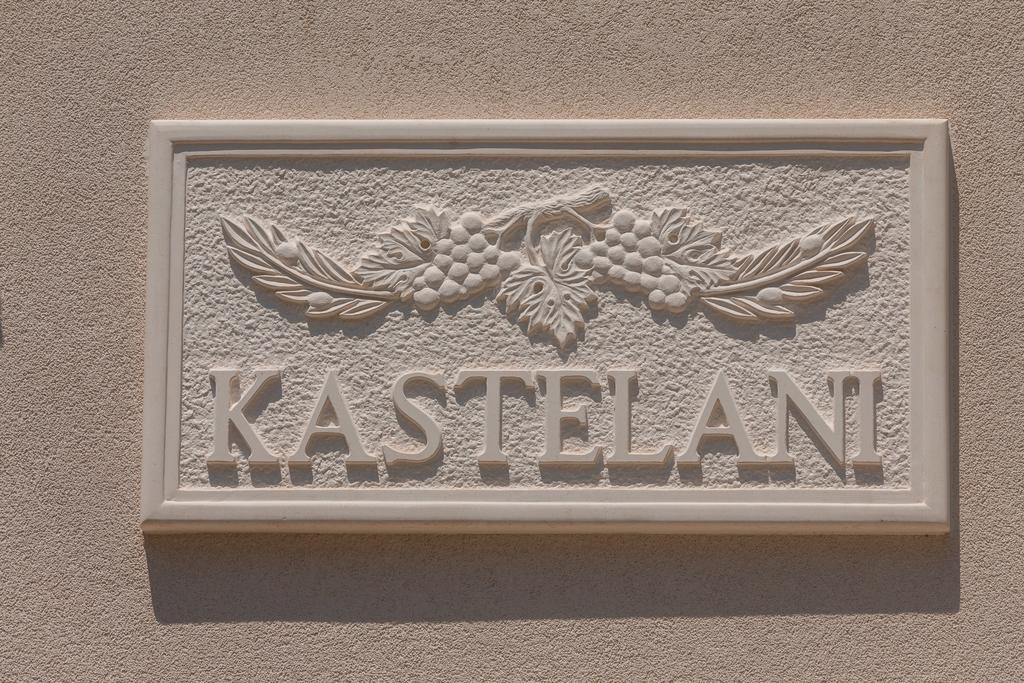 Apartments Kastelani Komiža Kültér fotó