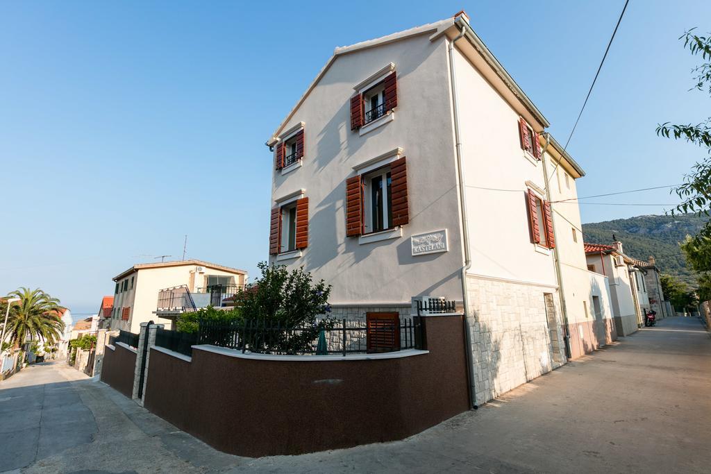 Apartments Kastelani Komiža Kültér fotó