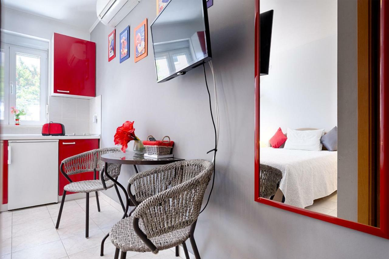 Apartments Kastelani Komiža Kültér fotó
